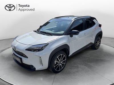 Toyota Yaris Cross 1.5 Hybrid 5p. E-CVT GR SPORT del 2023 usata a Como