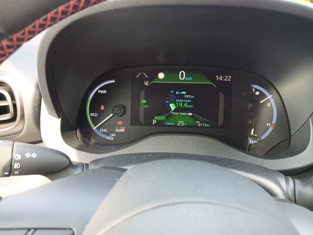 Toyota Yaris Cross usata a Como (6)