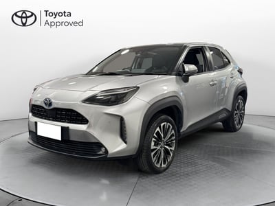 Toyota Yaris Cross 1.5 Hybrid 5p. E-CVT AWD-i Lounge del 2022 usata a Brescia