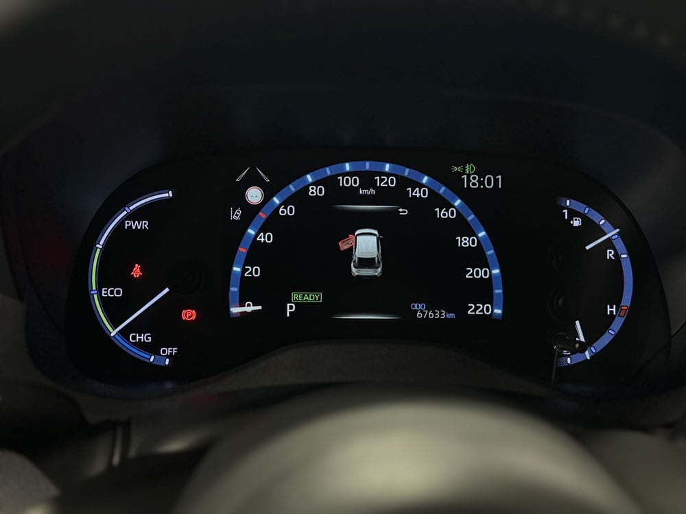 Toyota Yaris Cross usata a Brescia (13)