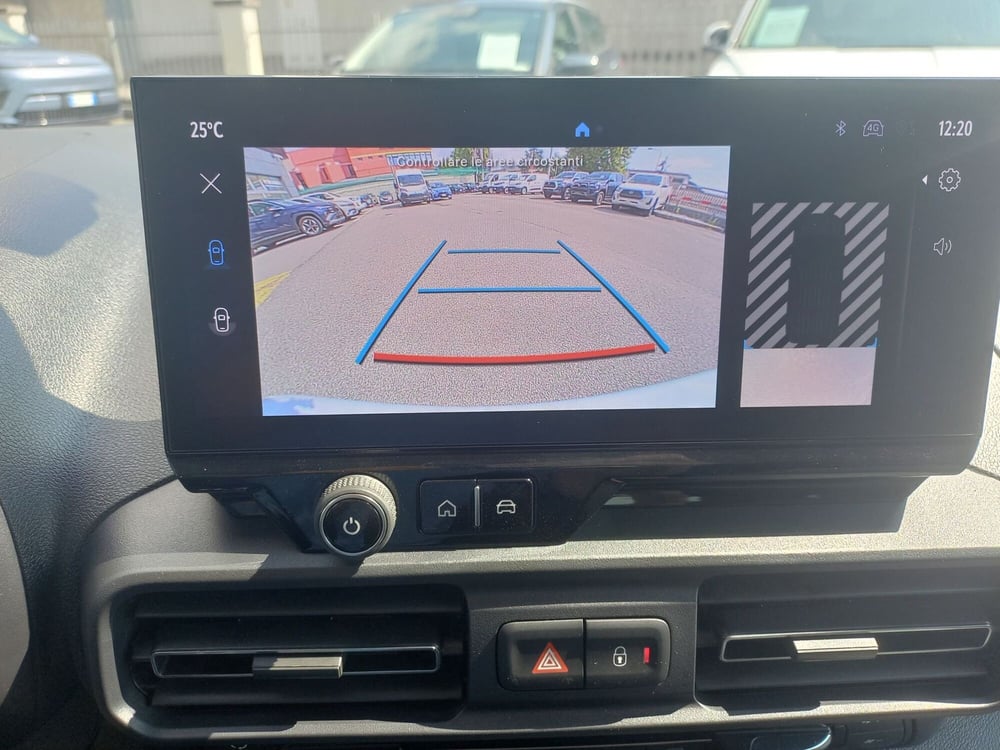 Toyota Proace City Verso nuova a Brescia (10)