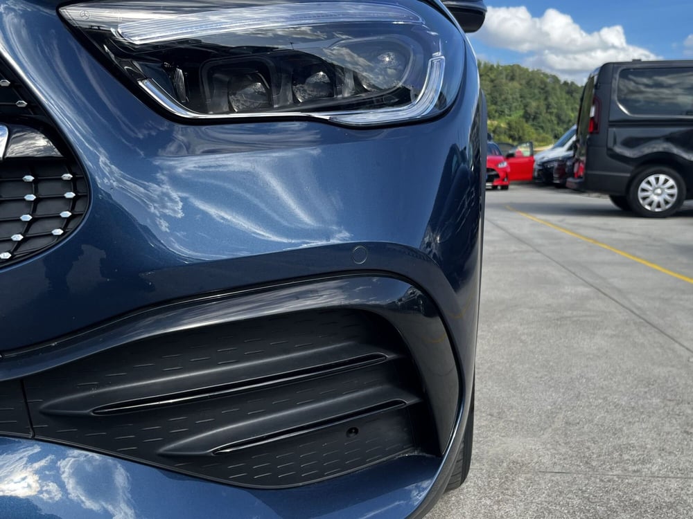 Mercedes-Benz GLA SUV usata  (18)