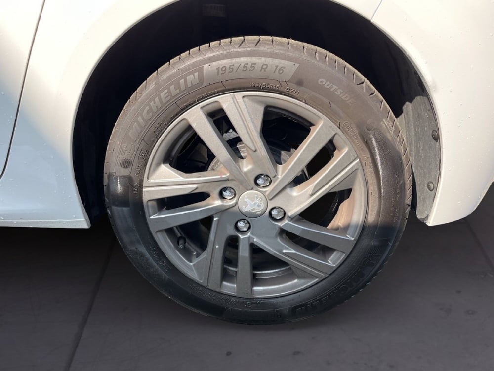 Peugeot 208 usata a Torino (8)