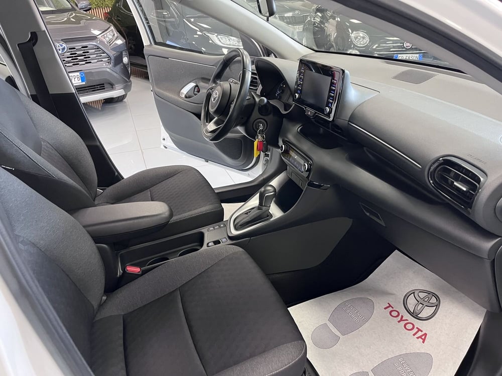 Toyota Yaris usata a Prato (8)