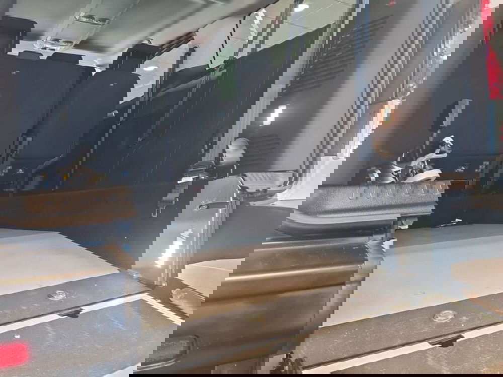 Toyota Proace Verso usata a Cagliari (13)
