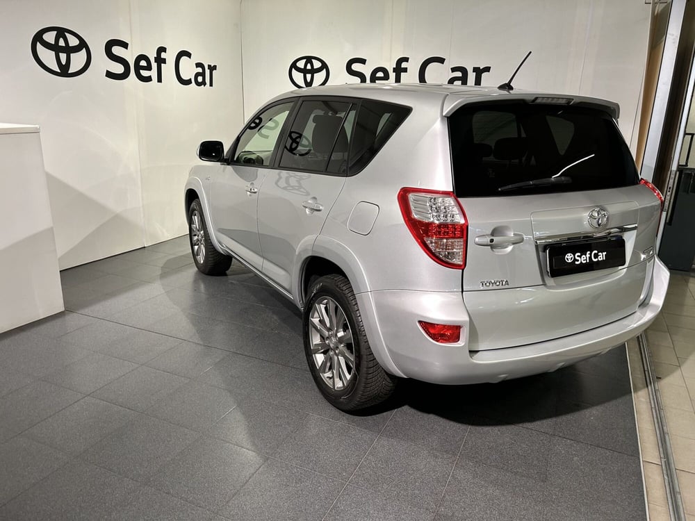 Toyota Rav4 usata a Milano (5)