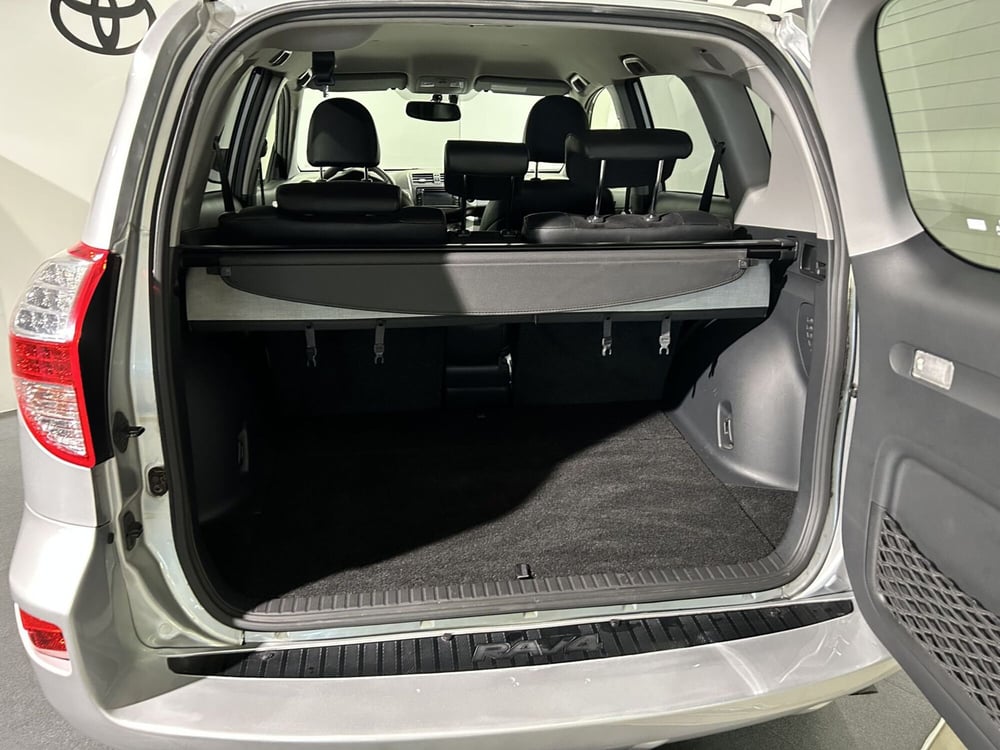 Toyota Rav4 usata a Milano (6)