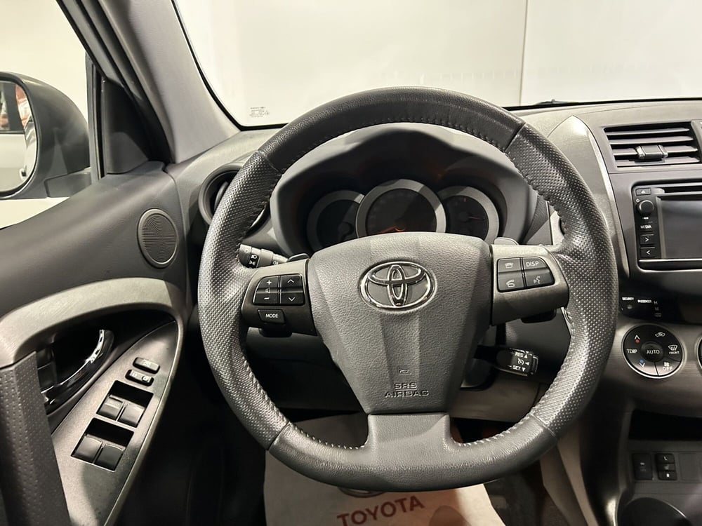 Toyota Rav4 usata a Milano (8)