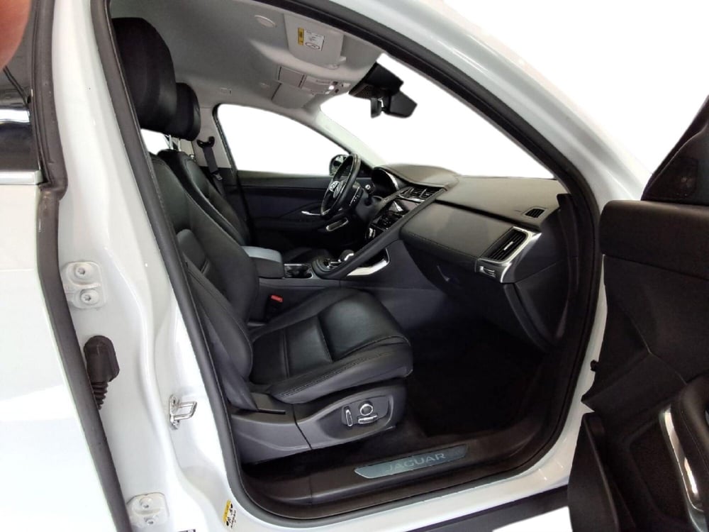 Jaguar E-Pace usata a Messina (3)