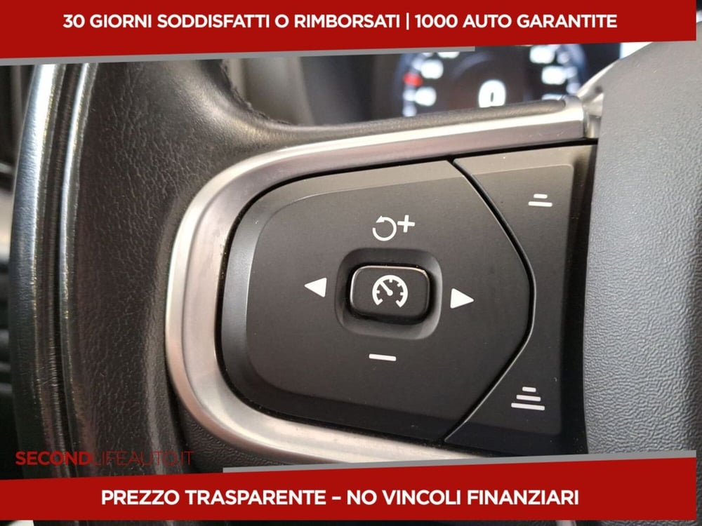Volvo XC60 usata a Roma (12)
