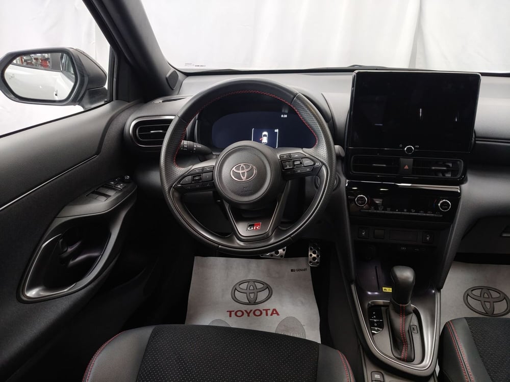 Toyota Yaris Cross usata a Roma (9)