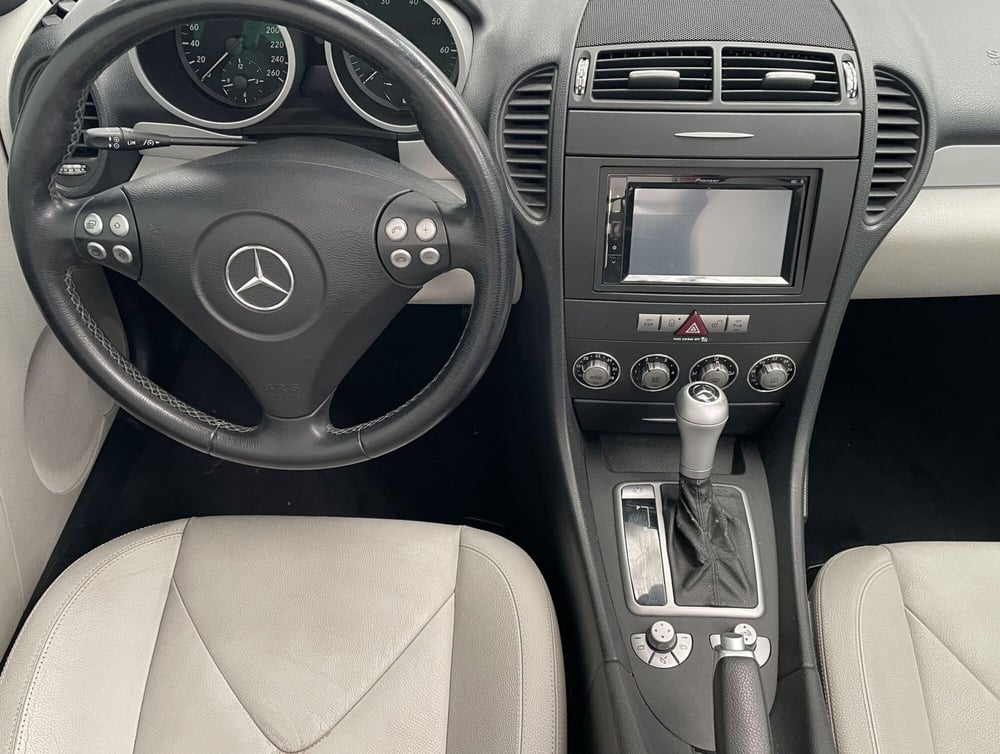 Mercedes-Benz SLK usata a Novara (10)