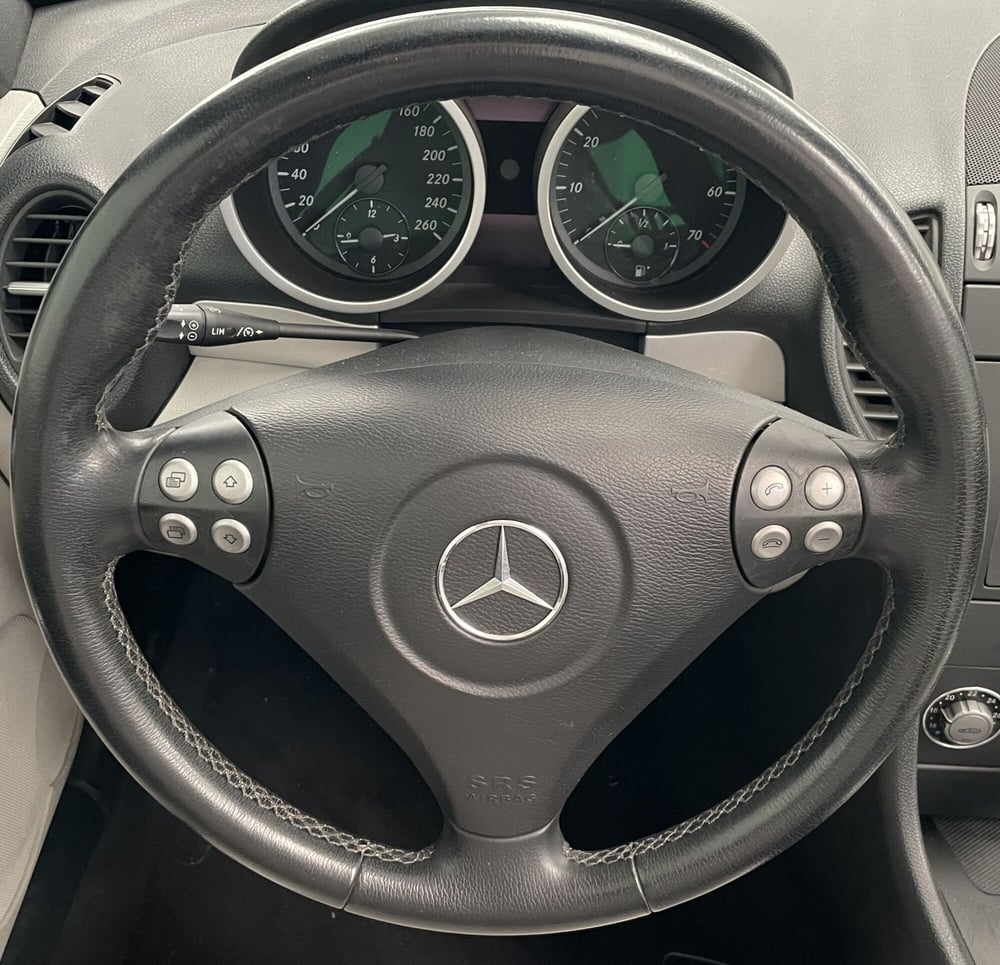Mercedes-Benz SLK usata a Novara (13)