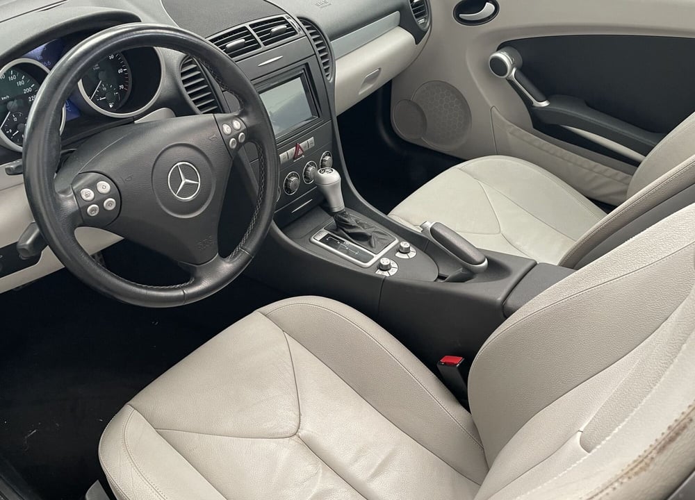 Mercedes-Benz SLK usata a Novara (7)