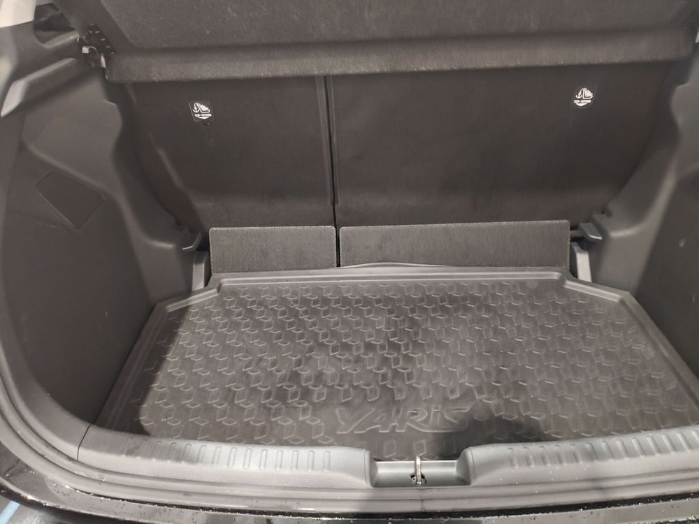 Toyota Yaris usata a Roma (13)
