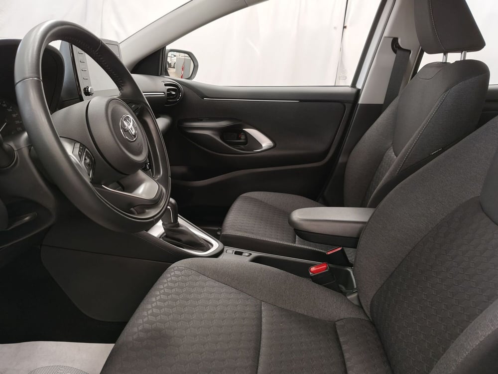 Toyota Yaris usata a Roma (14)