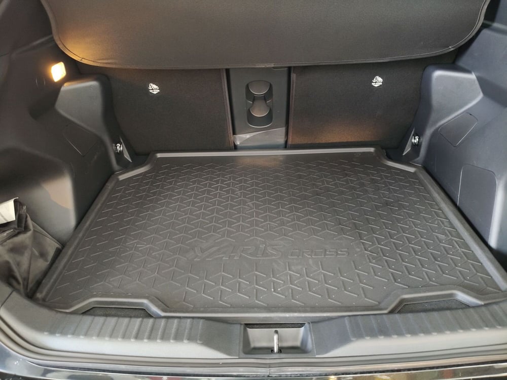 Toyota Yaris Cross usata a Roma (14)