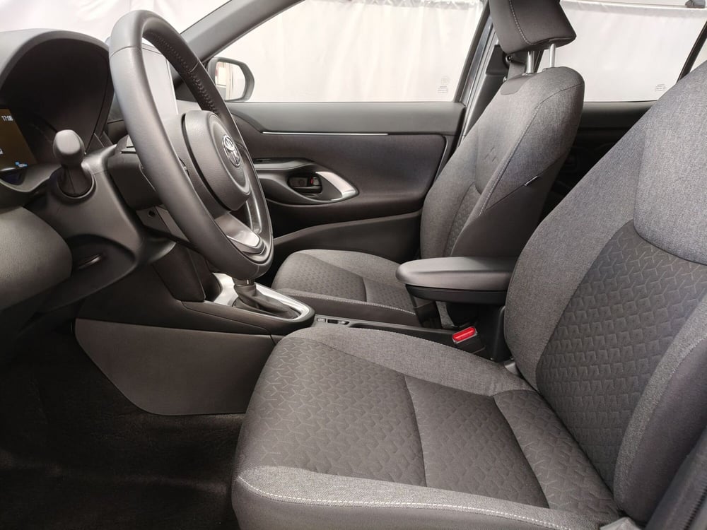 Toyota Yaris Cross usata a Roma (15)