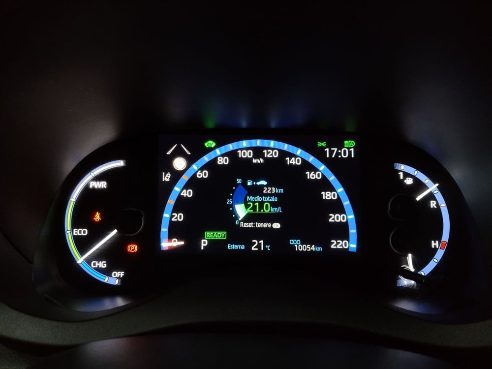 Toyota Yaris Cross usata a Roma (17)