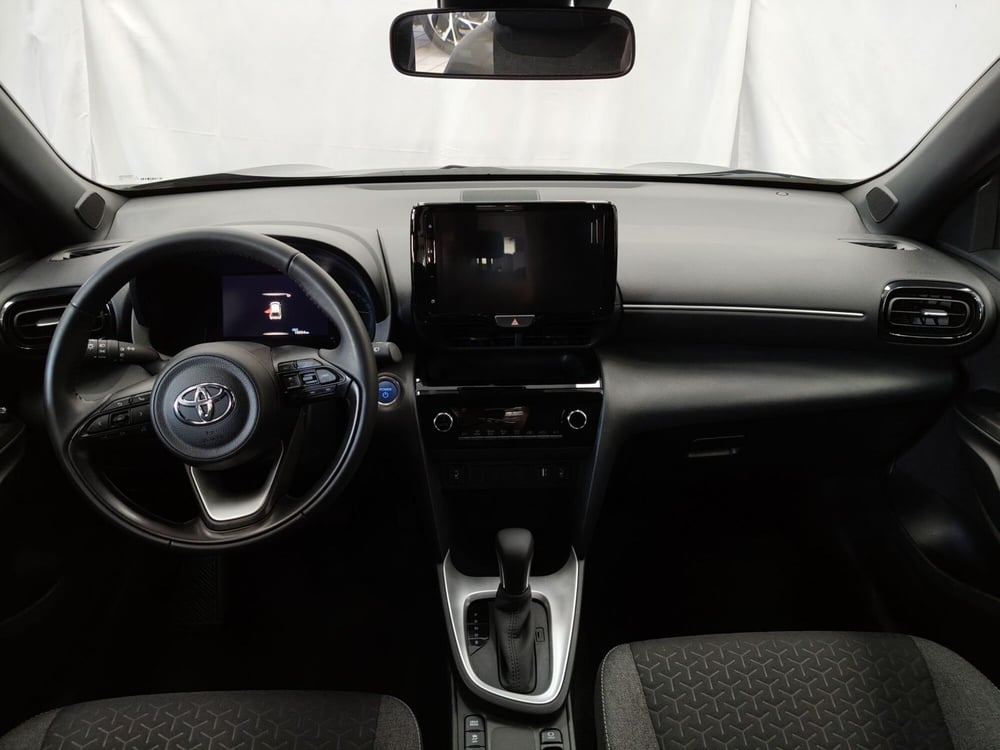 Toyota Yaris Cross usata a Roma (9)
