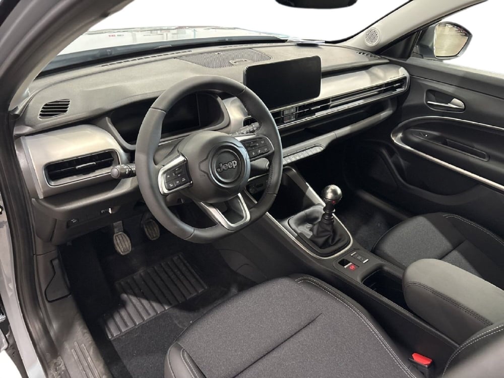 Jeep Avenger nuova a Agrigento (18)