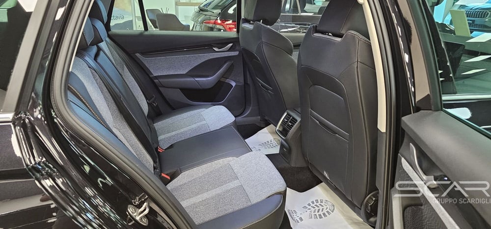 Skoda Octavia Station Wagon nuova a Livorno (9)