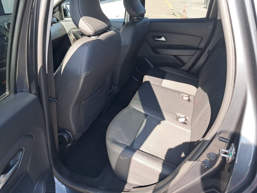 Dacia Duster usata a Bologna (19)