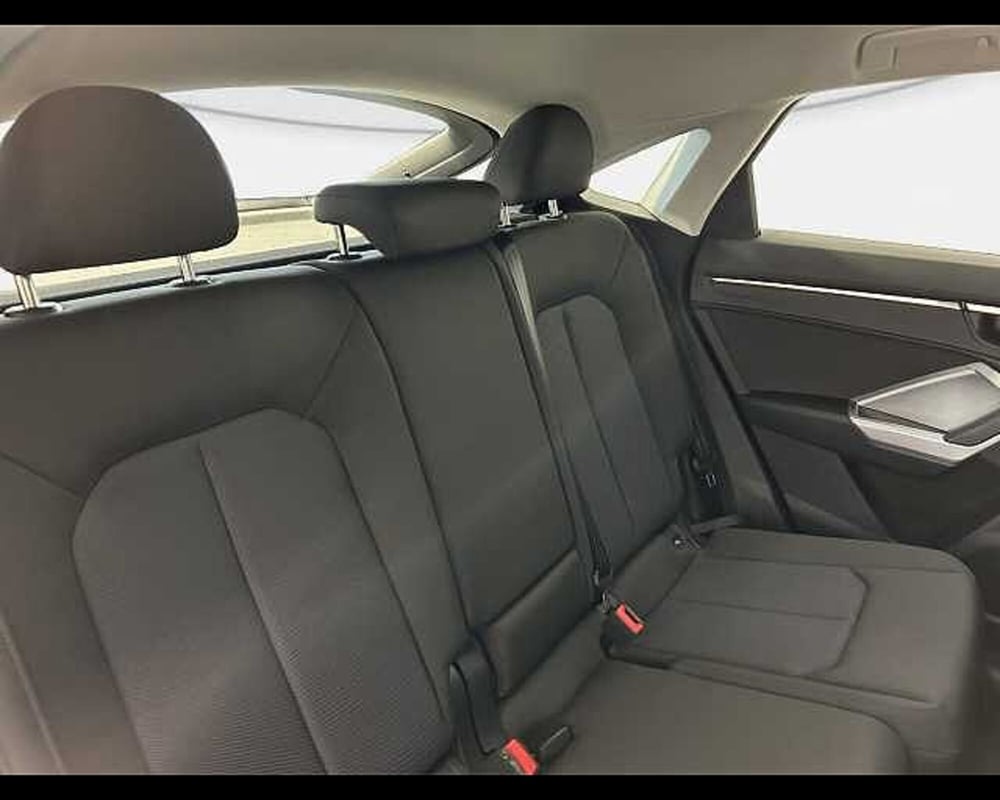 Audi Q3 Sportback usata a Roma (9)