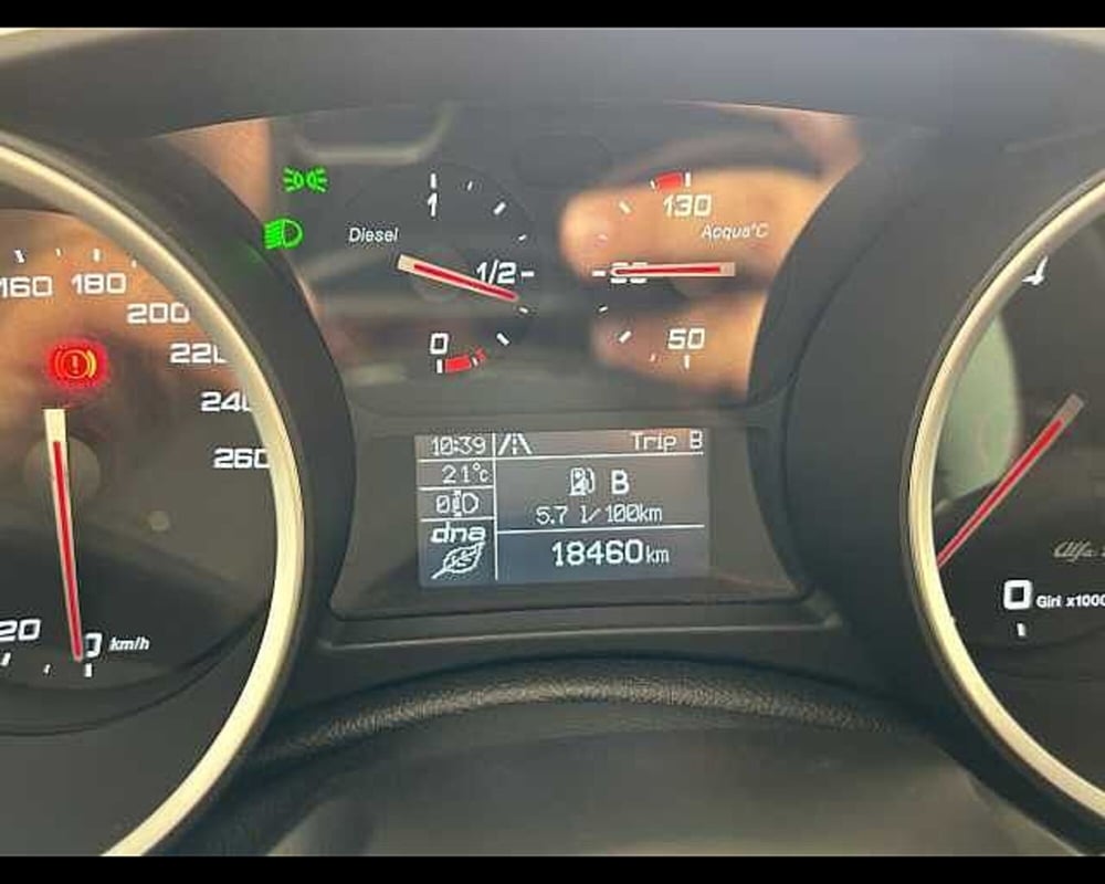 Alfa Romeo Giulietta usata a Roma (13)