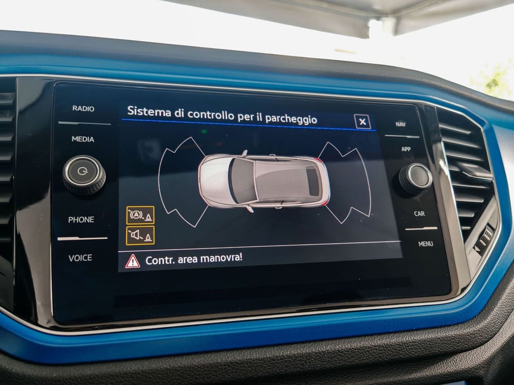 Volkswagen T-Roc Cabrio usata a Palermo (12)