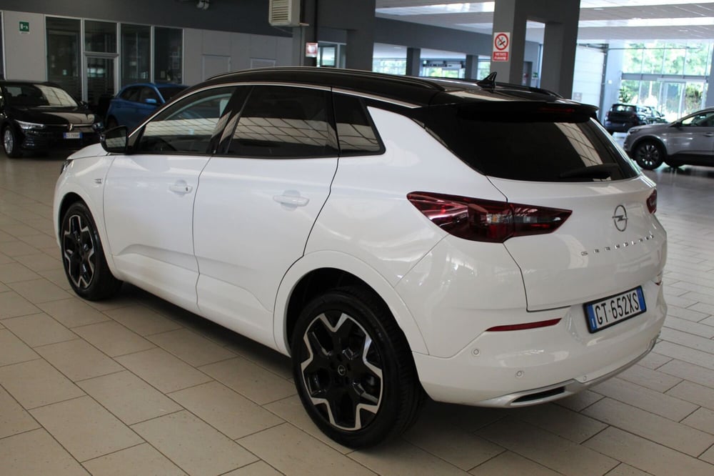 Opel Grandland usata a Cremona (6)