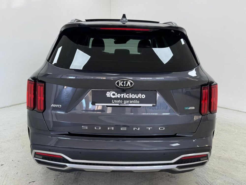 Kia Sorento usata a Como (7)