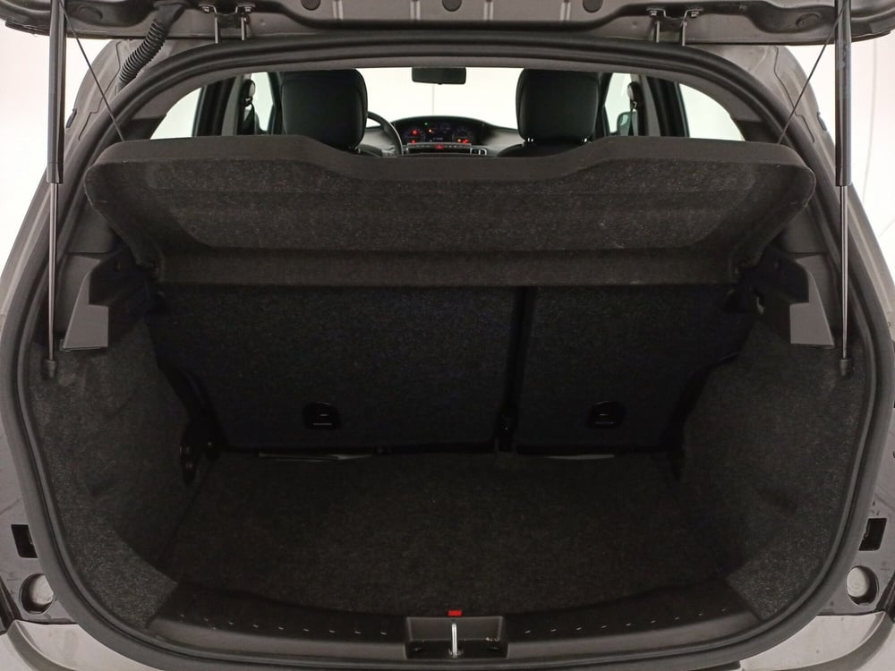Lancia Ypsilon usata a Barletta-Andria-Trani (13)