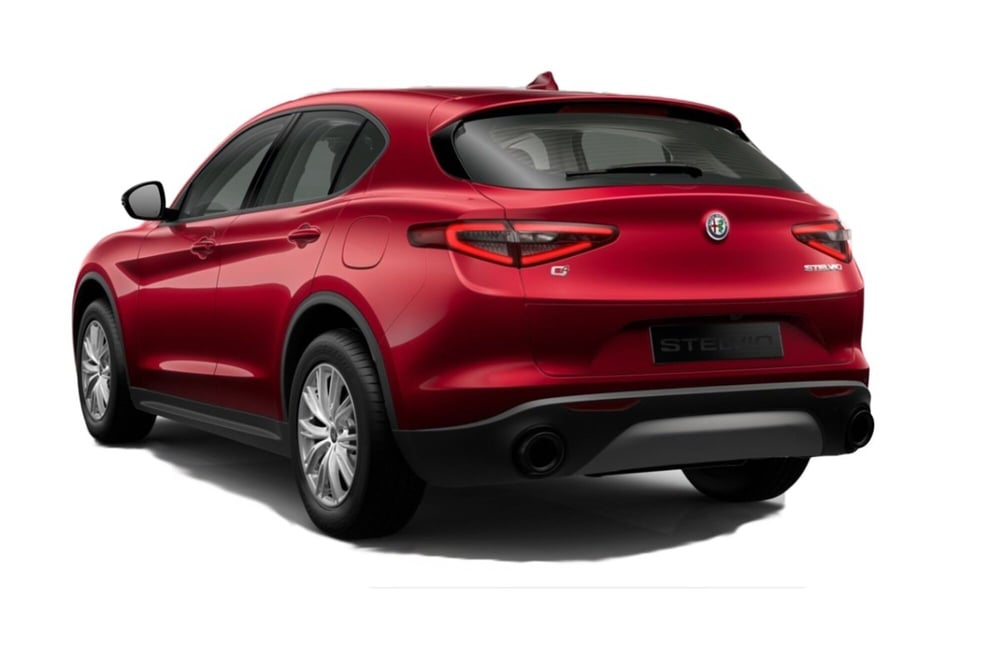 Alfa Romeo Stelvio usata a Pescara (2)