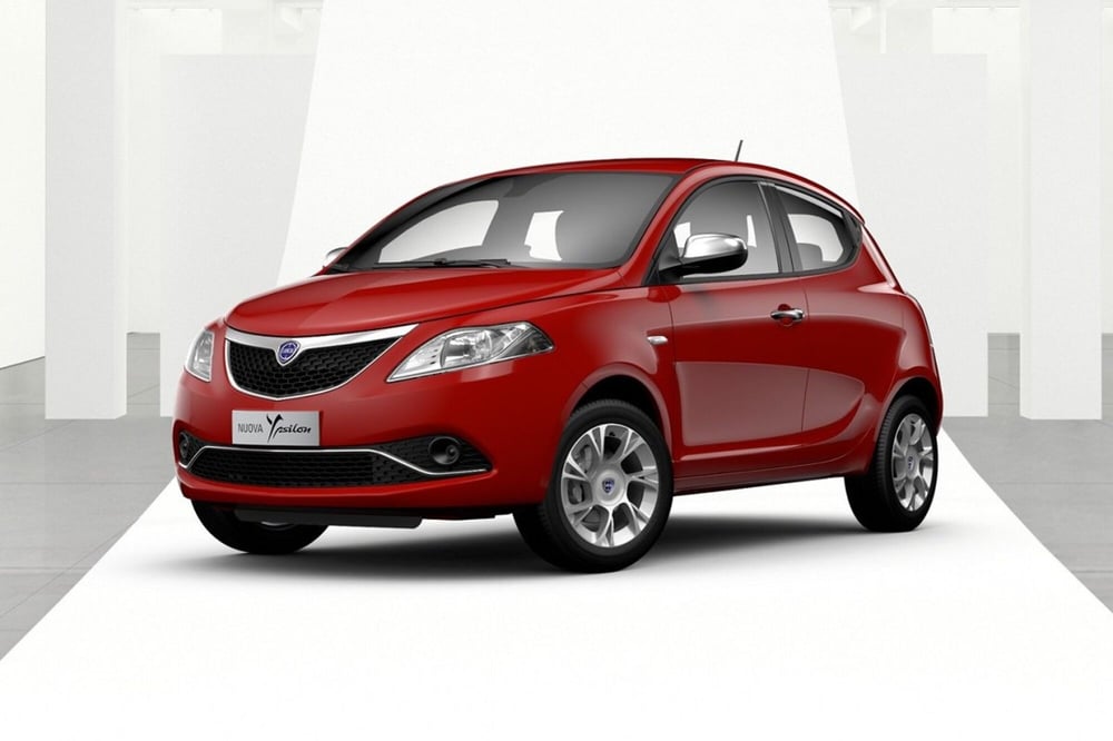 Lancia Ypsilon usata a Pescara