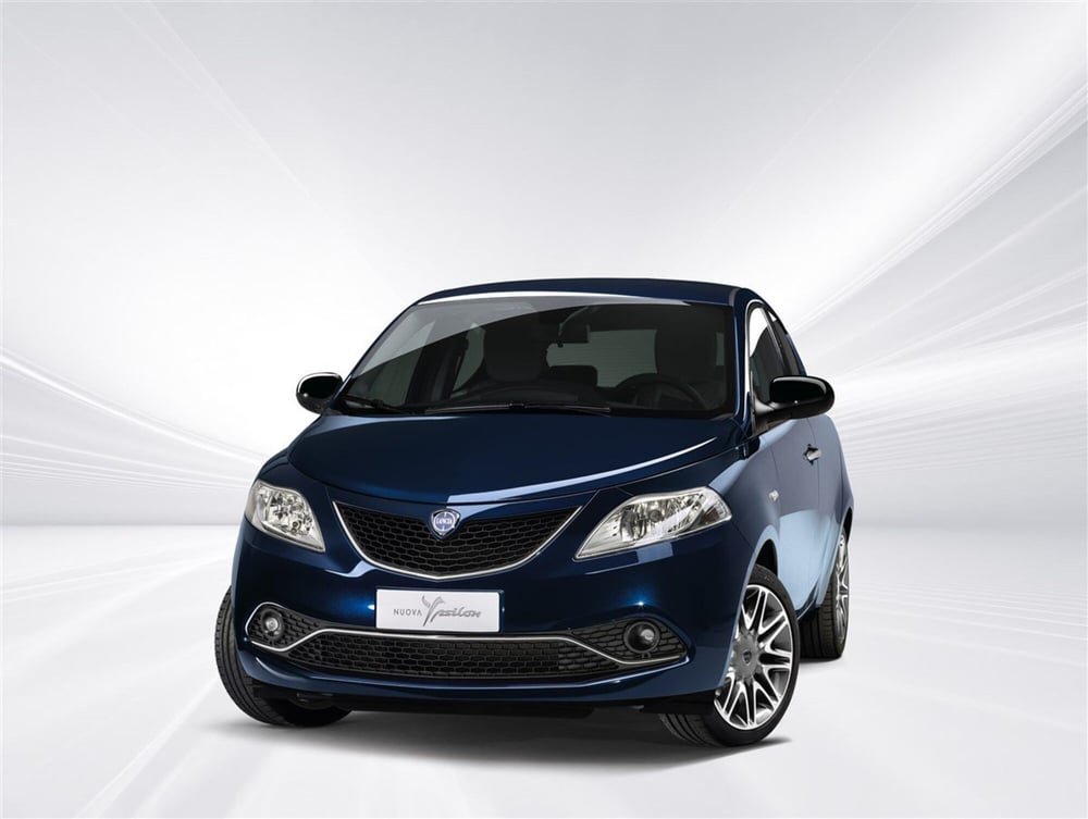Lancia Ypsilon usata a Pescara (3)