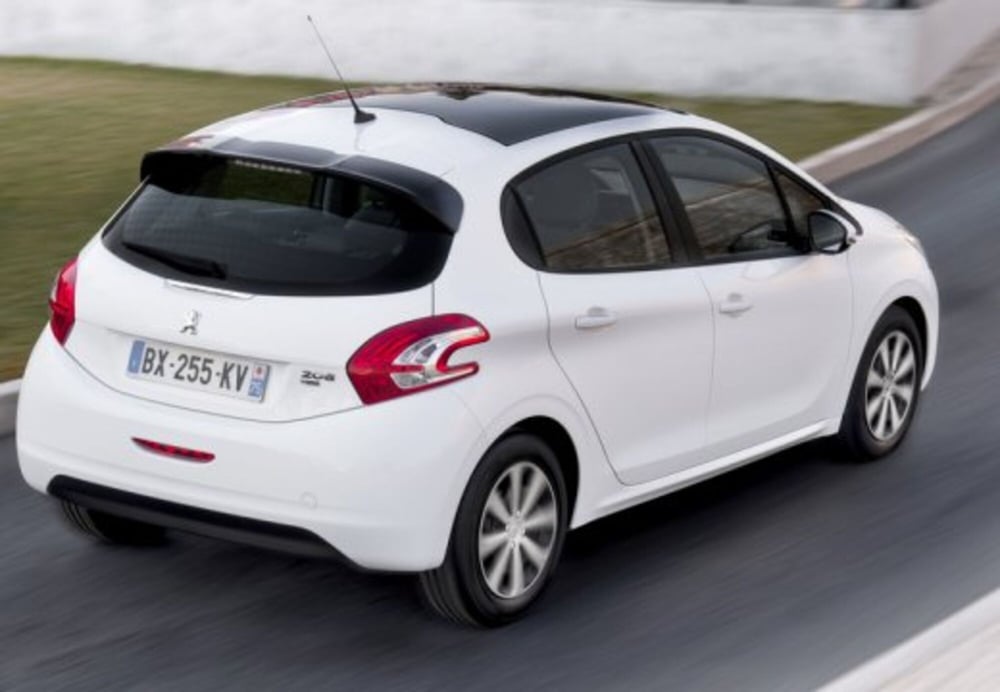 Peugeot 208 usata a Pescara (11)