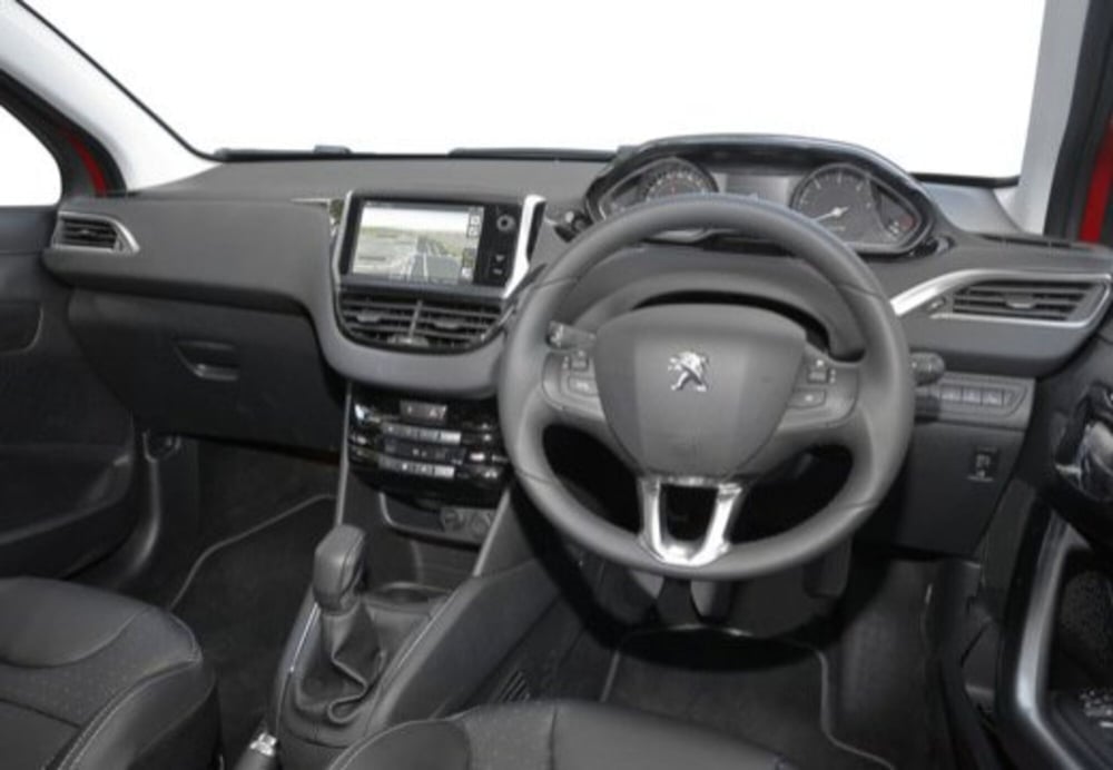 Peugeot 208 usata a Pescara (20)