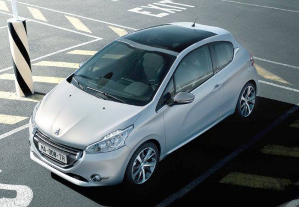 Peugeot 208 usata a Pescara (4)