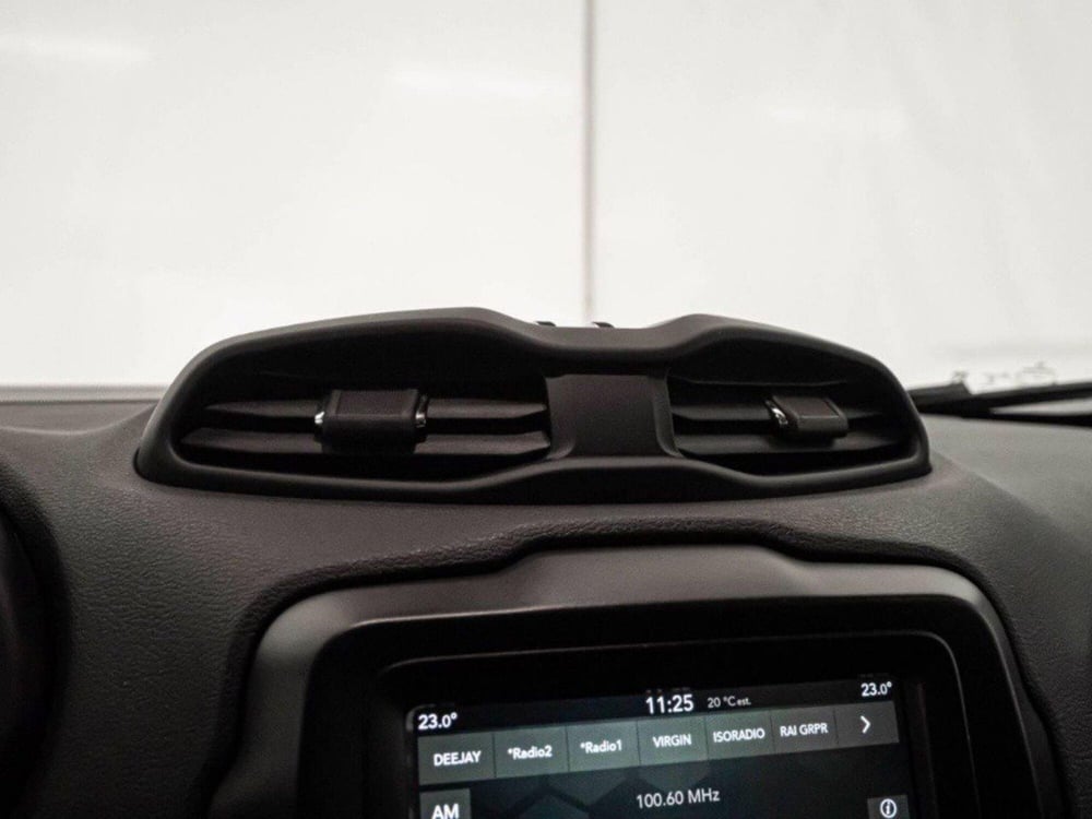 Jeep Renegade usata a Macerata (13)