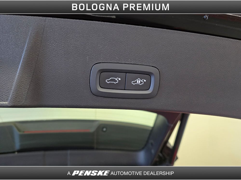 Volvo XC40 usata a Bologna (10)