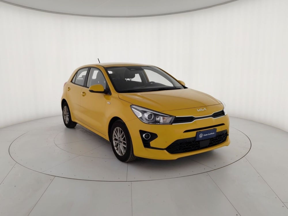 Kia Rio usata a Massa-Carrara (4)