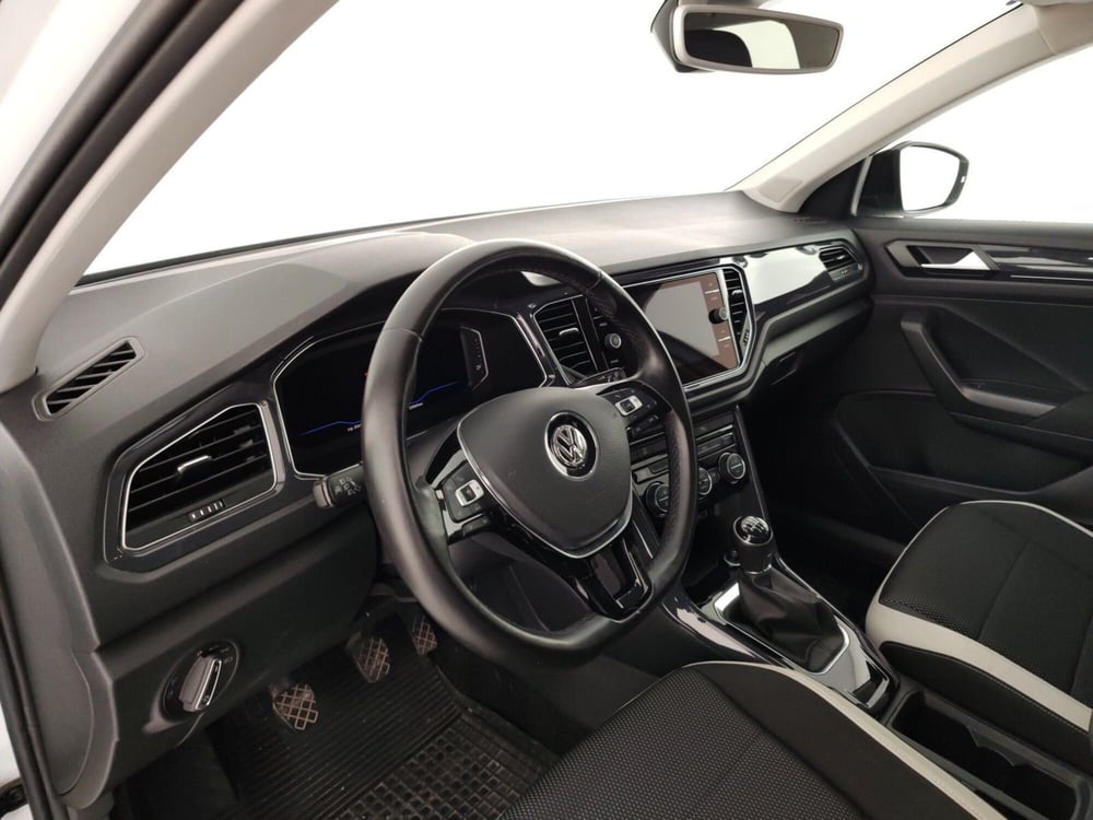 Volkswagen T-Roc usata a Massa-Carrara (8)