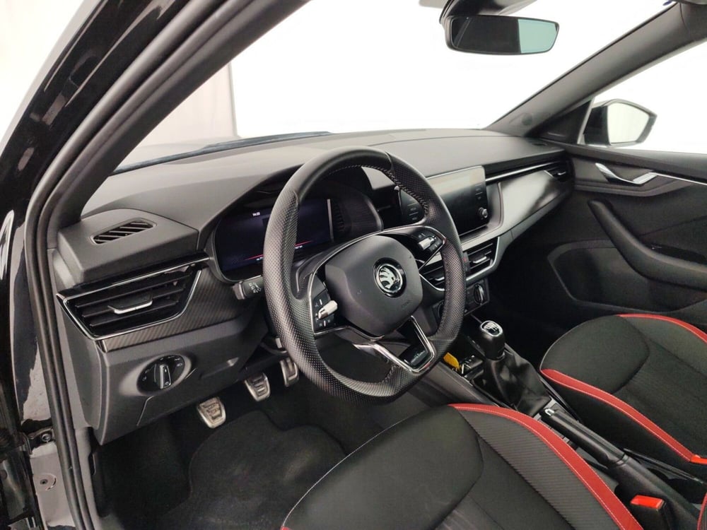 Skoda Kamiq usata a Massa-Carrara (7)