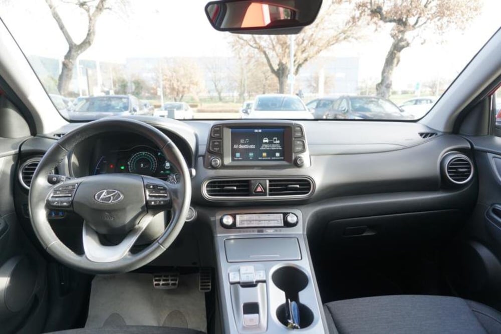 Hyundai Kona usata a Perugia (9)