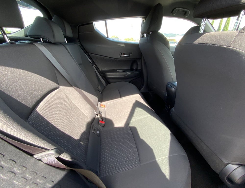 Toyota Toyota C-HR usata a Perugia (10)