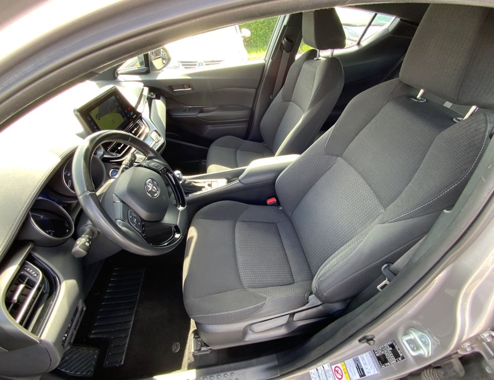 Toyota Toyota C-HR usata a Perugia (13)