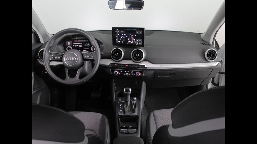 Audi Q2 usata a Palermo (12)