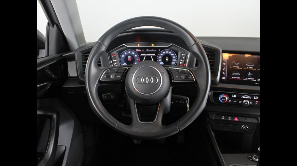 Audi A1 allstreet usata a Palermo (12)
