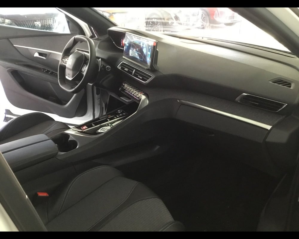 Peugeot 3008 nuova a Varese (15)